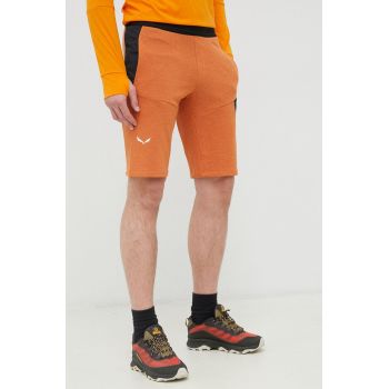 Salewa pantaloni scurți outdoor Lavaredo barbati, culoarea portocaliu de firma originali