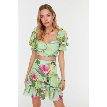 Set de bluza crop si fusta mini cu talie inalta