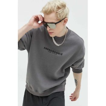 Abercrombie & Fitch bluza barbati, culoarea gri, cu imprimeu