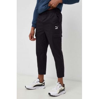 Puma pantaloni barbati, culoarea negru, cu imprimeu