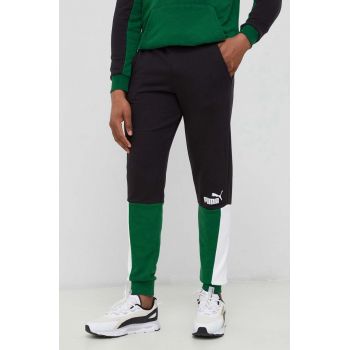 Puma pantaloni de trening bărbați, culoarea negru, cu imprimeu 586768