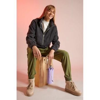 Bluza sport cu fenta cu fermoar
