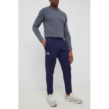 Under Armour pantaloni de trening barbati, culoarea albastru marin, neted ieftini