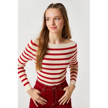 Pulover cu decolteu barcuta