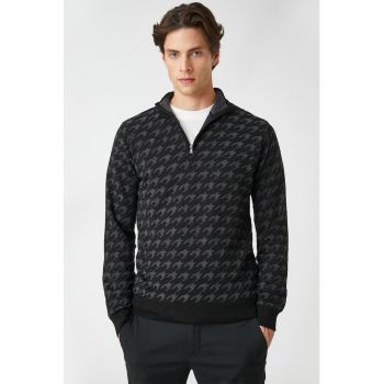 Pulover cu model houndstooth si fermoar scurt Pulover cu model houndstooth si fermoar scurt