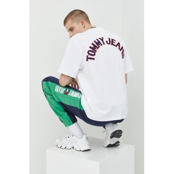 Tommy Jeans tricou din bumbac culoarea alb, cu imprimeu