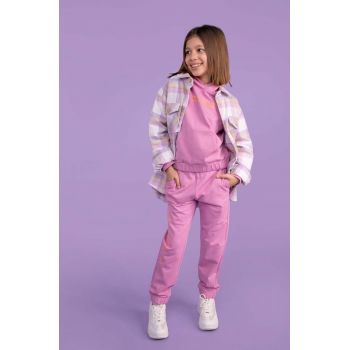 Coccodrillo pantaloni de trening din bumbac pentru copii culoarea violet, cu imprimeu