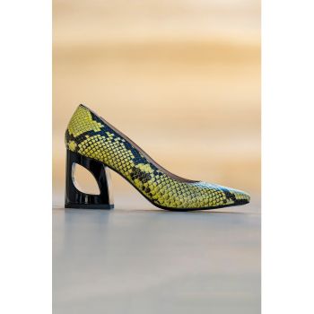 Pantofi de piele cu varf ascutit si model Ondine
