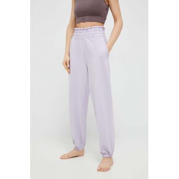 adidas Performance pantaloni de yoga Studio culoarea violet, neted ieftin