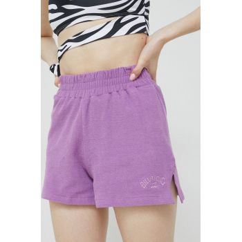 Billabong pantaloni scurti din bumbac culoarea violet, neted, high waist ieftini