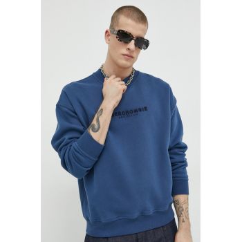 Abercrombie & Fitch bluza barbati, culoarea albastru marin, cu imprimeu