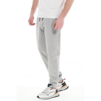 Pantaloni sport cu buzunare cu fermoar