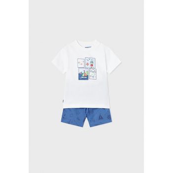 Set de pantaloni scurti si tricou - 2 piese