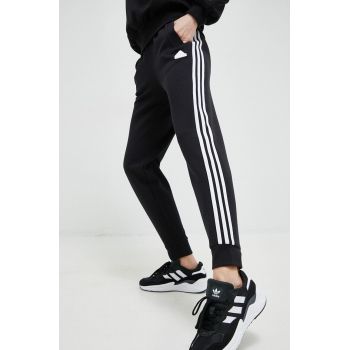 adidas pantaloni de trening culoarea negru, cu imprimeu