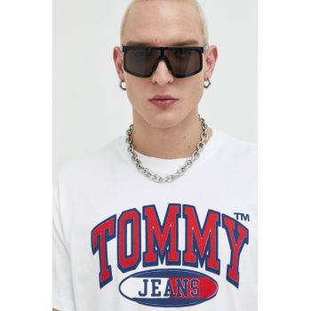 Tommy Jeans tricou din bumbac culoarea alb, cu imprimeu