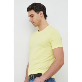 United Colors of Benetton tricou din bumbac culoarea galben, neted