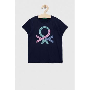 United Colors of Benetton tricou de bumbac pentru copii culoarea albastru marin, cu imprimeu