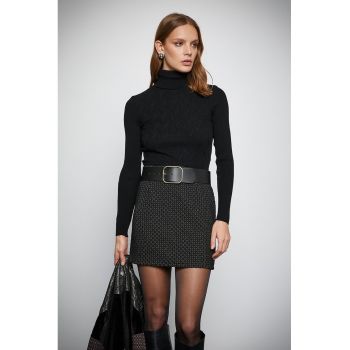 Pulover slim fit cu guler inalt