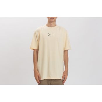 Small Signature Essential T-shirt