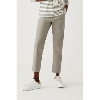 Pantaloni crop cu croiala conica si talie inalta
