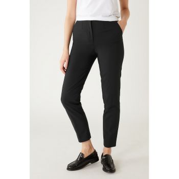 Pantaloni crop slim fit