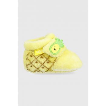 UGG pantofi pentru bebelusi culoarea galben de firma original