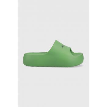 Tommy Jeans papuci CHUNKY FLATFORM POOL femei, culoarea verde, cu platforma, EN0EN02134