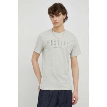 Mustang tricou din bumbac culoarea gri, cu imprimeu