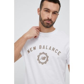 New Balance tricou barbati, culoarea alb, cu imprimeu