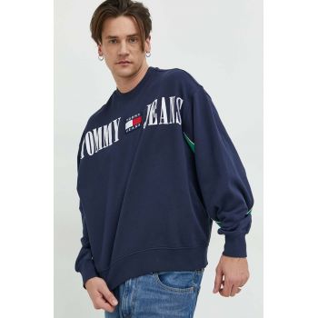 Tommy Jeans bluza barbati, culoarea albastru marin, cu imprimeu ieftin