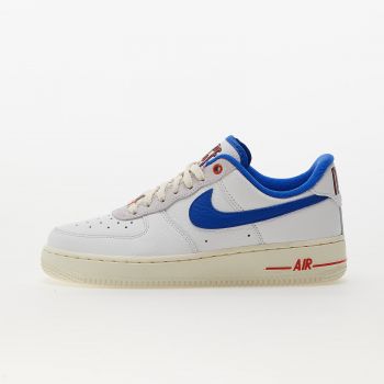 Nike W Air Force 1 '07 LX Summit White/ Hyper Royal-Picante Red la reducere