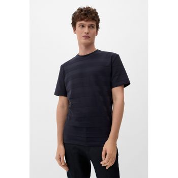 Tricou regular fit cu decolteu la baza gatului