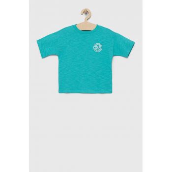 GAP tricou de bumbac pentru copii culoarea turcoaz, cu imprimeu ieftin