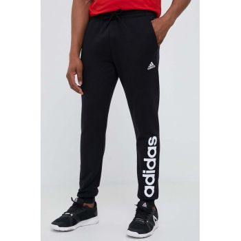 adidas pantaloni de trening din bumbac culoarea negru, cu imprimeu ieftini