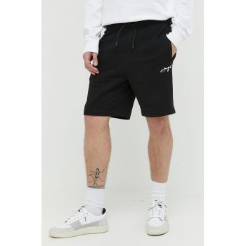 HUGO pantaloni scurti din bumbac culoarea negru