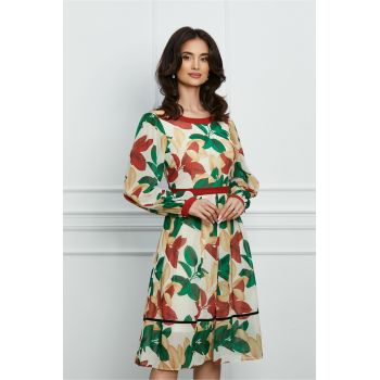 Rochie Dorina ivory cu frunze maro si pliuri pe fusta