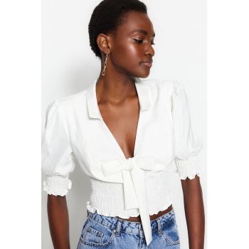 Bluza crop cu decolteu in V