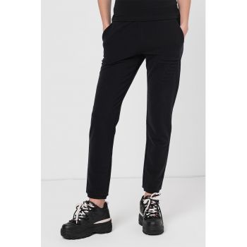 Pantaloni sport cu talie medie si buzunare oblice