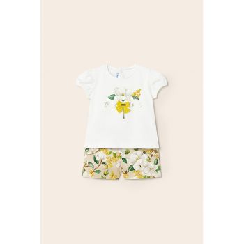 Set de pantaloni scurti si tricou cu imprimeu floral