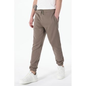 Pantaloni sport cu buzunare laterale