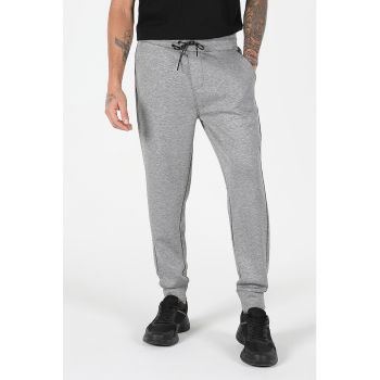 Pantaloni sport cu talie medie