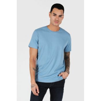 Tricou regular fit cu decolteu la baza gatului