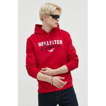 Hollister Co. bluza barbati, culoarea rosu, cu glugă, cu imprimeu