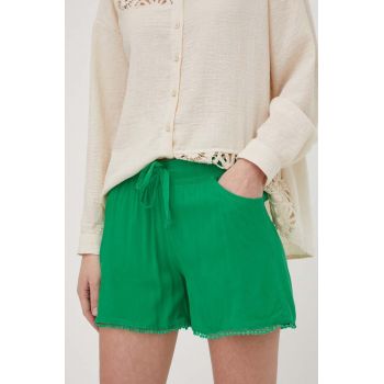 Answear Lab pantaloni scurti femei, culoarea verde, neted, high waist ieftini