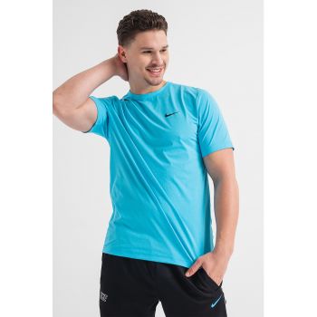 Tricou cu decolteu la baza gatului - pentru fitness
