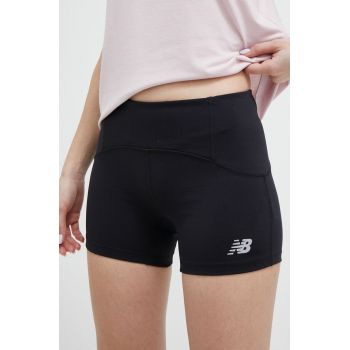 New Balance pantaloni scurți de alergare Accelerate Pacer culoarea negru, neted, medium waist