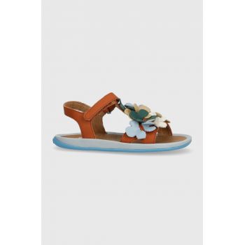 Camper sandale din piele pentru copii culoarea maro ieftine