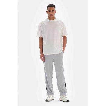 Pantaloni sport din amestec de modal cu buzunare oblice