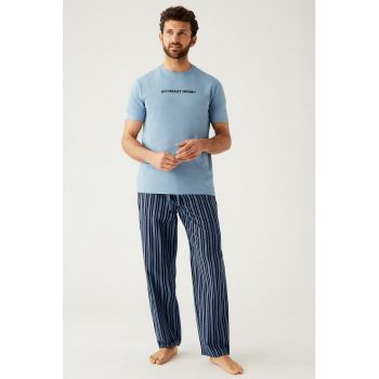 Pijama cu pantaloni cu model in dungi
