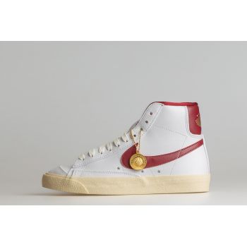 W Blazer Mid 77